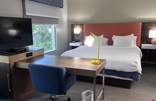 Tallahassee Hotel | Hampton Inn & Suites Tallahassee I-10/Thomasville Road, FL