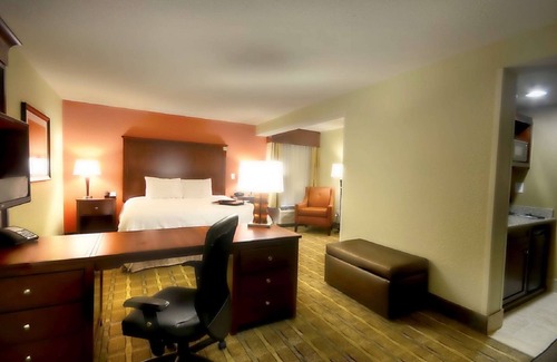 Tifton Hotel | Hampton Inn & Suites Tifton