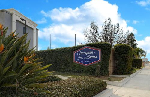Tulare Hotel | Hampton Inn & Suites Tulare