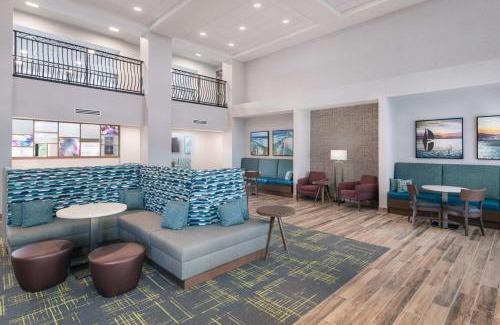 Fort Myers Beach Hotel | Hampton Inn & Suites Fort Myers Beach/Sanibel Gateway