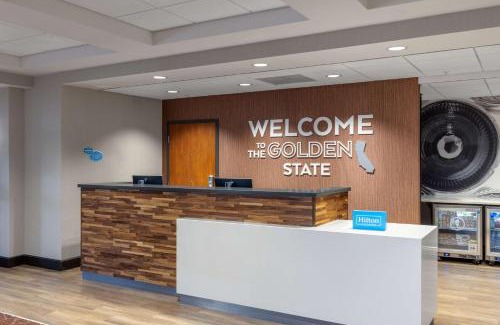 Yuba City Hotel | Hampton Inn & Suites Yuba City