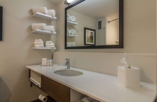 Winchester Hotel | Hampton Inn Winchester-University/Mall Area
