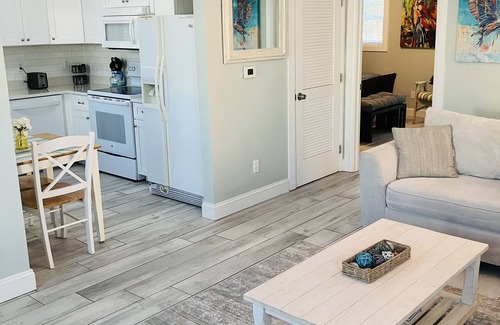 Ono Island Villa | HangLoose14AD-Beautiful Beach Cottage@ the Purple Parrot Resort/Perdido Key FL