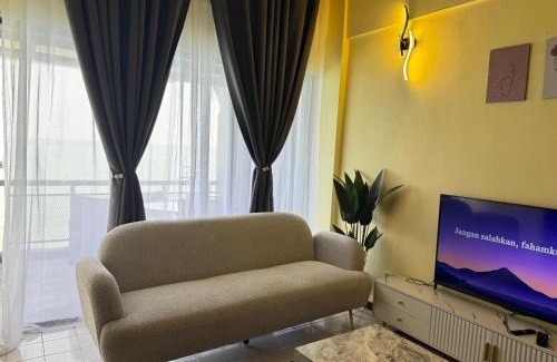 Taman Haji Zainal Apartment | Hannie 88 Corus Homestay