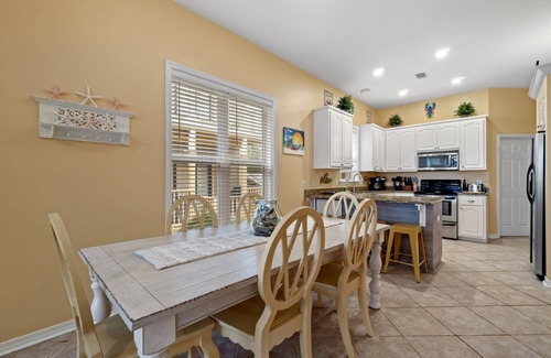 Santa Rosa Beach Cottage | Happy Mermaid-1 Story Cottage on 30A-Fabulous Reviews-Short Walk to Beach