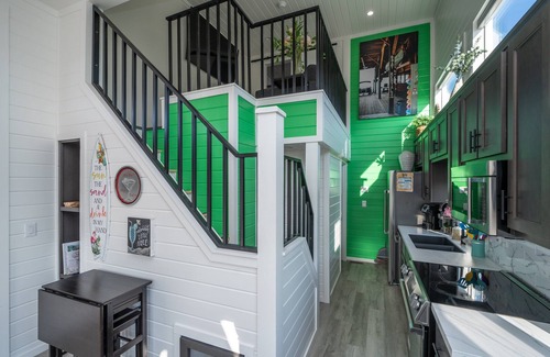 Parker Strip House | Happy Our! at Roadrunner Resort