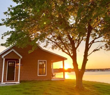 West Mystic Hotel | Harbor View Landing