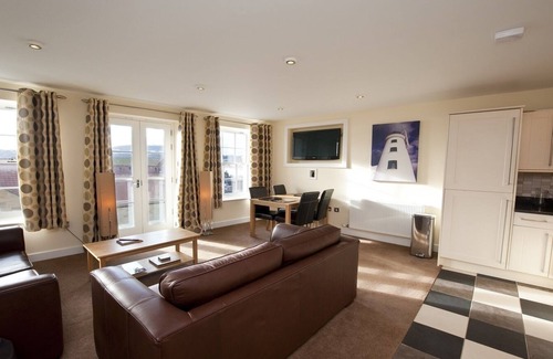 Scarborough Apartment | Harbourside Apartments