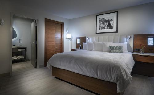 East Daytona Hotel | Hard Rock Hotel Daytona Beach