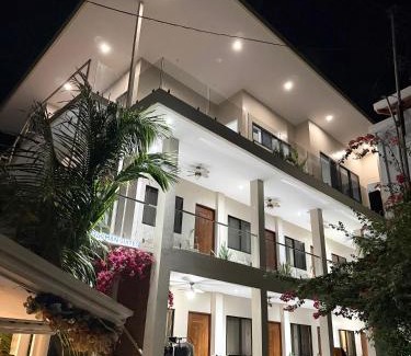 Basdiot Resort | HARMAN SUITES Moalboal