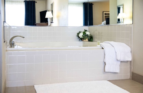 Leitchfield Hotel | Hatfield Inn