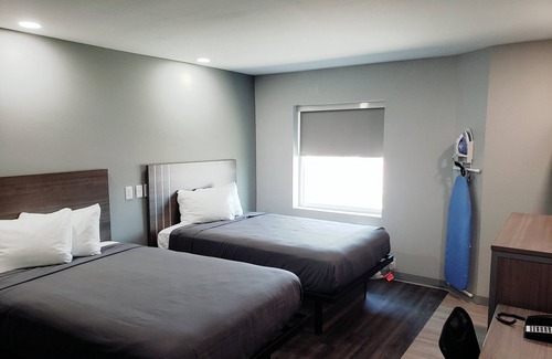 Thomas Drive Hotel | Hathaway Inn
