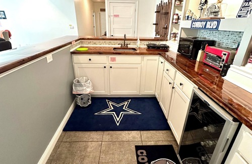 Columbia House | Hatteras Hideaway - Perfect for wanting to enjoy all that Columbia has to offer.