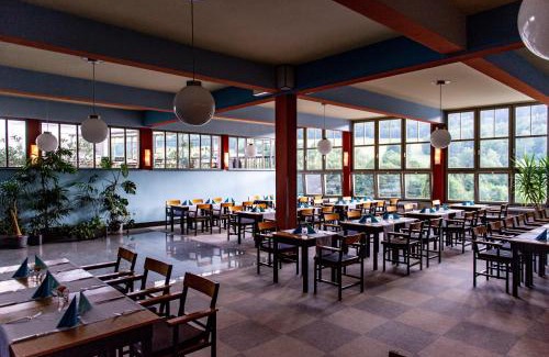 Probstzella-Lehesten-Marktgolitz Hotel | Haus des Volkes - Das Bauhaushotel