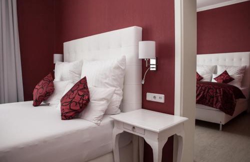 Blankenburg House | Haus Hotel & Pension Villa Laluna