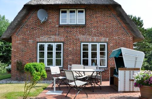 Utersum Apartment | Haus Karoline Wohnung LENA