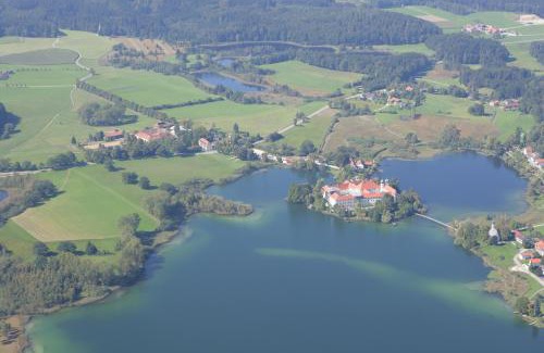 Seeon-Seebruck Hotel | Haus Rufinus am Kloster Seeon