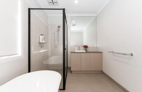 Berwick House | Haven Lakeside Berwick