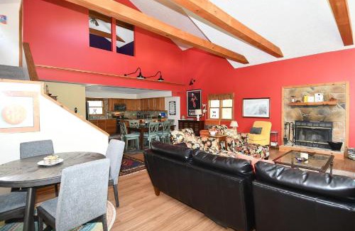 Berkeley Springs Ski Chalet | Healing House - Healing Escape