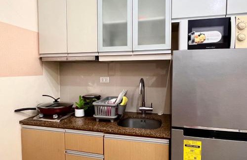 Pinagsama Apartment | Heart of BGC McKinley B3