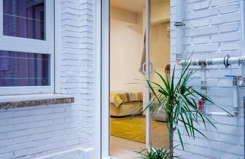 Barrio de las Letras Apartment | Heart of Madrid I Museums Sights Theatres center