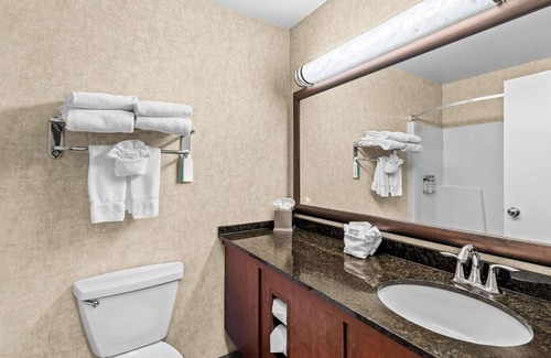 Park Rapids Hotel | Heartland Inn & Suites, SureStay Collection by Best Western