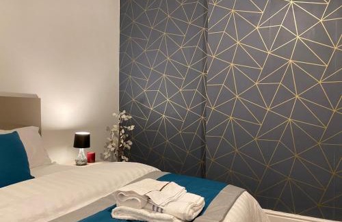 Heaton Apartment | Heaton Park Road Professional Lets