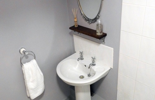 Heaton Apartment | Heatopia Apartment