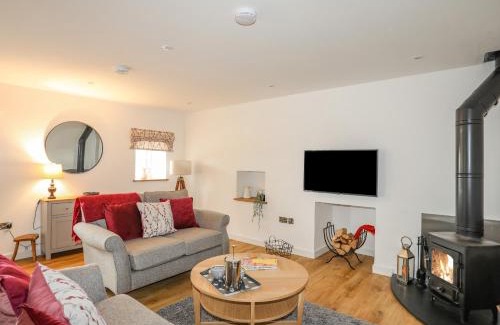 Rhyd-y-clafdy House | Hen Felin