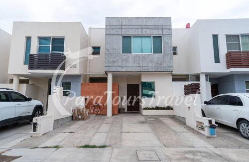 Villa Marina House | Hermosa Casa, Cerca del Mar, 3 min de la Playa