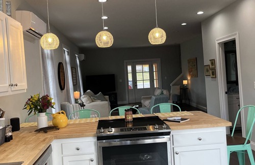 Danville House | Herrington Lake—Harrodsburg