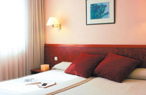 Sant Joan Despi Apartment | Hesperia Sant Joan