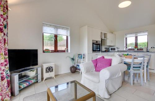 Ewhurst Green House | Hexden Lea