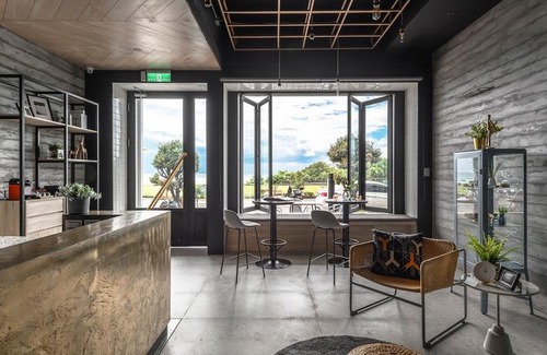 Big Beach House | Hido Hostel