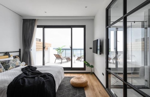 Big Beach House | Hido Hostel