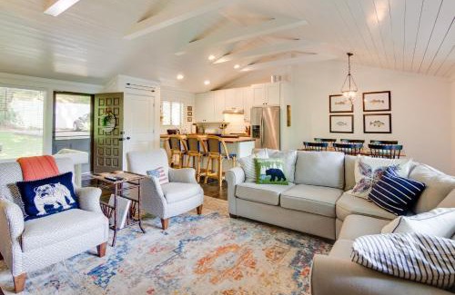 Sapphire House | High-End Sapphire Retreat on Fairfield Lake!