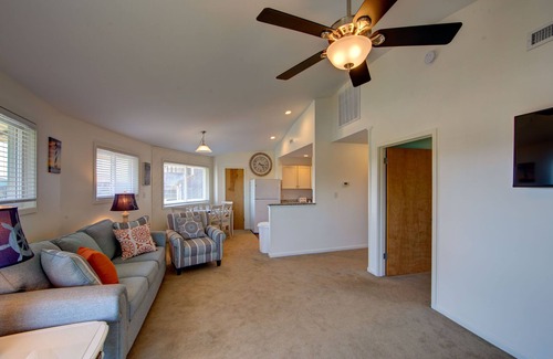 Avon Cottage | High Tide Top Floor Unit B Avon NC