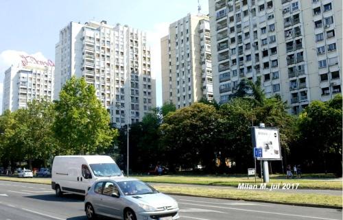 Novi Beograd Apartment | High White Apartments