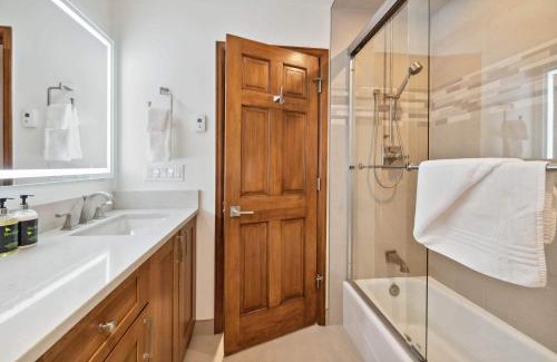 Beaver Creek Apartment | Highlands Lodge 303 by East West Hospitality