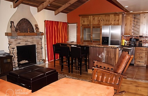 Snowmass Village Condo | Highly Rated 3 BdRm/3 BA in SMV; 7 min walk to slopes, shuttle at front door!