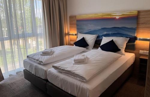 Herbolzheim Hotel | Highway Hotel