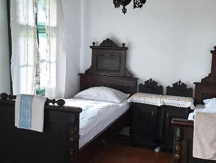 Pauleni-Ciuc Villa | Hillside View Cottage - Csíksomlyó-panoráma vendégház