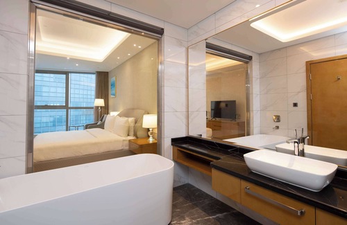 Brazzaville Hotel | Hilton Brazzaville Les Tours Jumelles Hotel & Residences