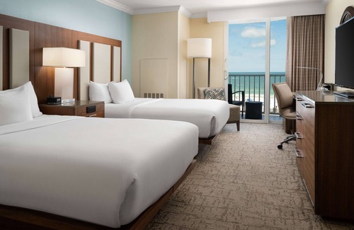 Clearwater Beach Resort | Hilton Clearwater Beach Resort & Spa