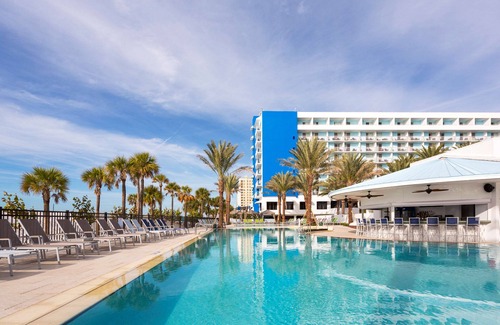 Clearwater Beach Resort | Hilton Clearwater Beach Resort & Spa