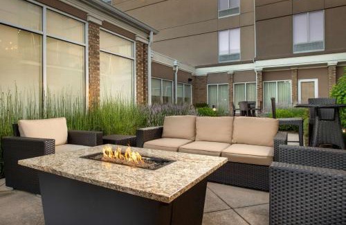 Ashley Oaks Hotel | Hilton Garden Inn Knoxville West/Cedar Bluff