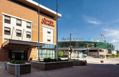 Downtown Omaha Hotel | Hilton Garden Inn Omaha Downtown-Old Market Area