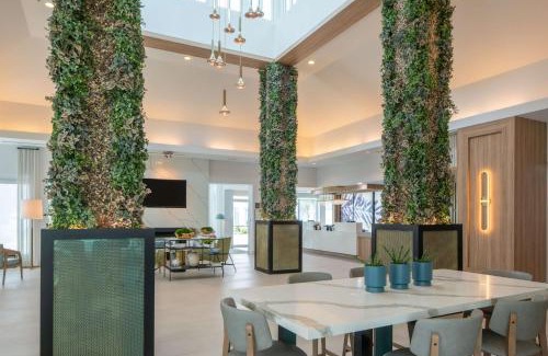 Airport North Hotel | Hilton Garden Inn Orlando Airport