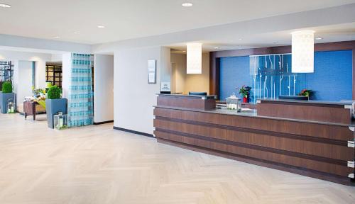 Fox Point Hotel | Hilton Garden Inn Providence