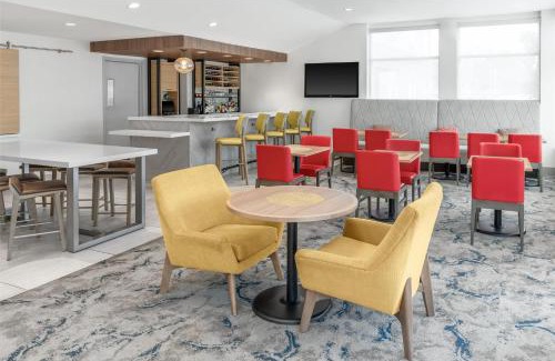 Queens Hotel | Hilton Garden Inn Queens JFK